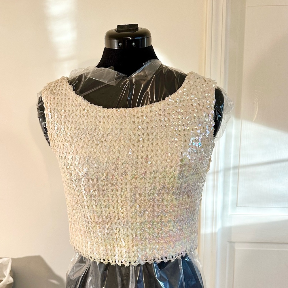 Women’s Iridescent Sequin Sleeveless Top